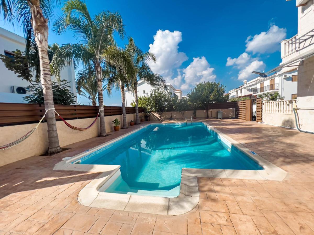 Fame Villa With Private Pool And Gazebo ไอยานาปา ภายนอก รูปภาพ